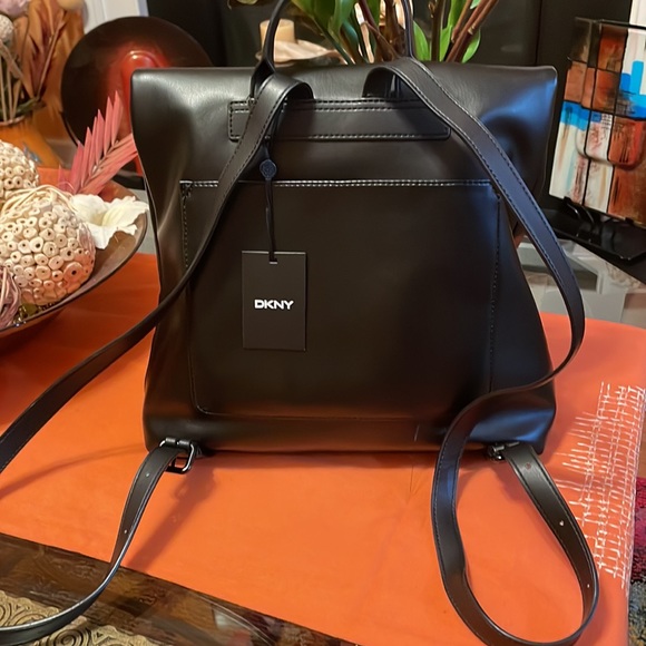 DKNY brand new backpack ๐ - Picture 3 of 6